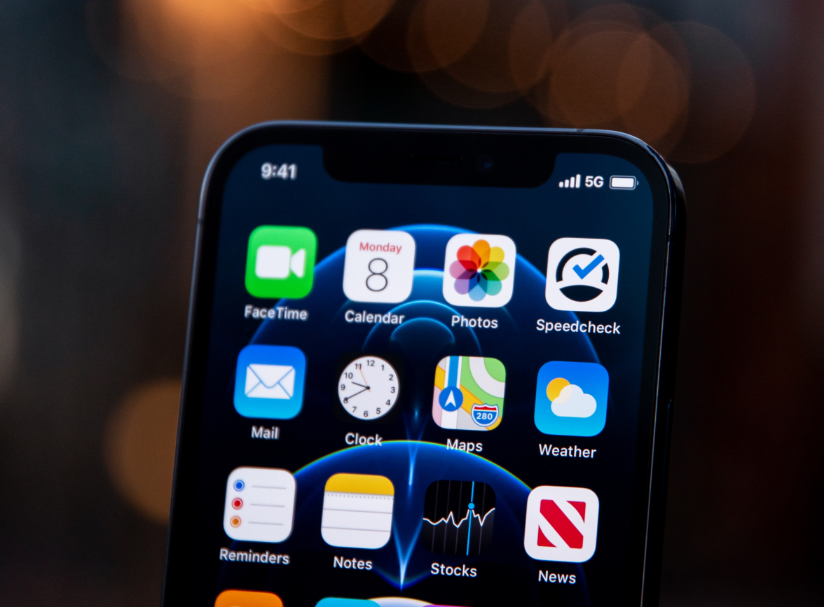 普兰苹果手机维修分享为什么 iPhone 12 在冬季会自动关机 